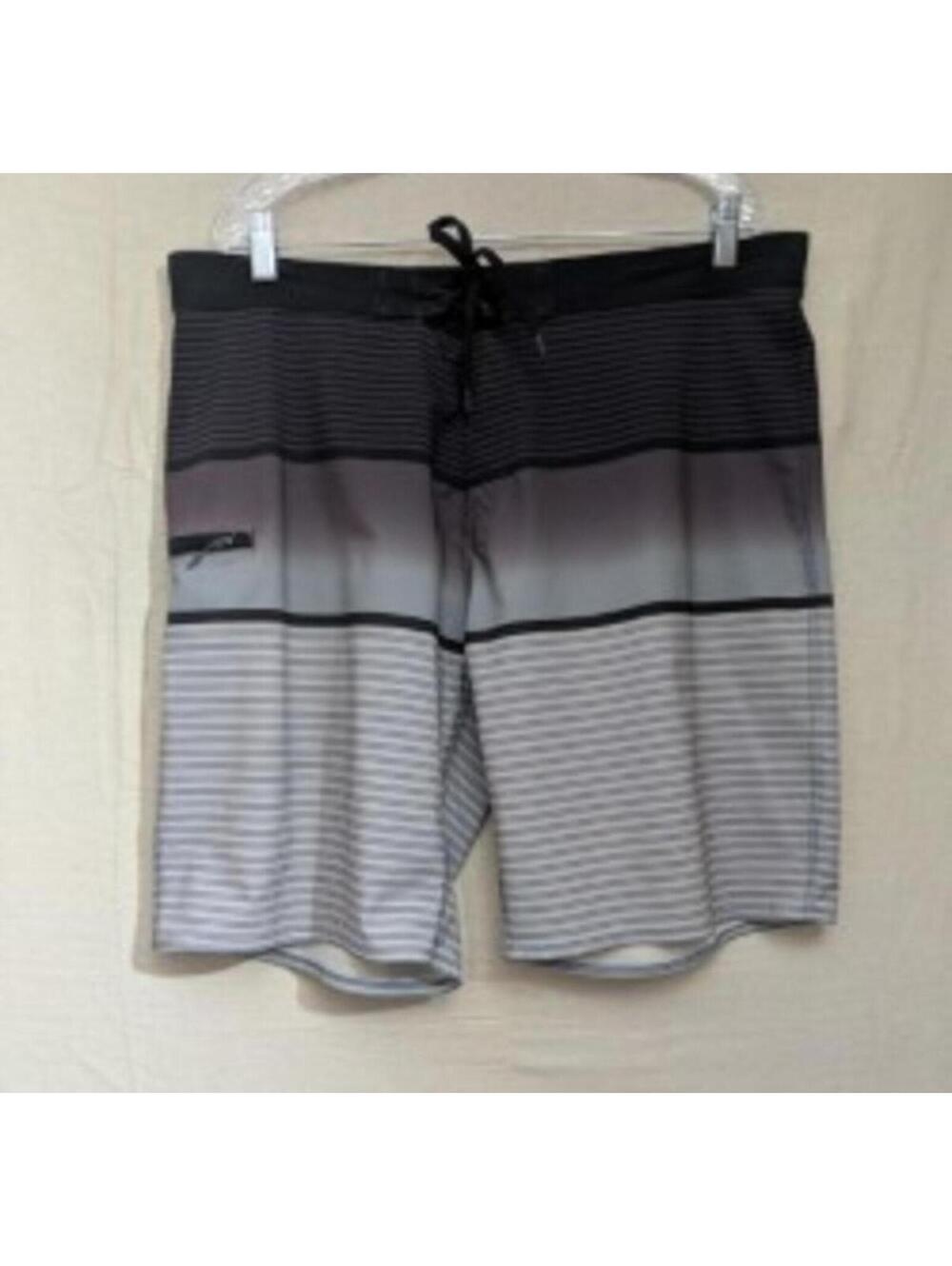 🌊 Burnside Board Shorts 38 + Wax Comb & Bottle Opener